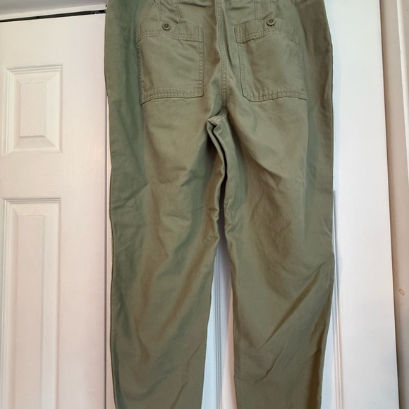 Talbots 10 Slim Cargo Pants Olive Green EUC - Picture 5 of 10